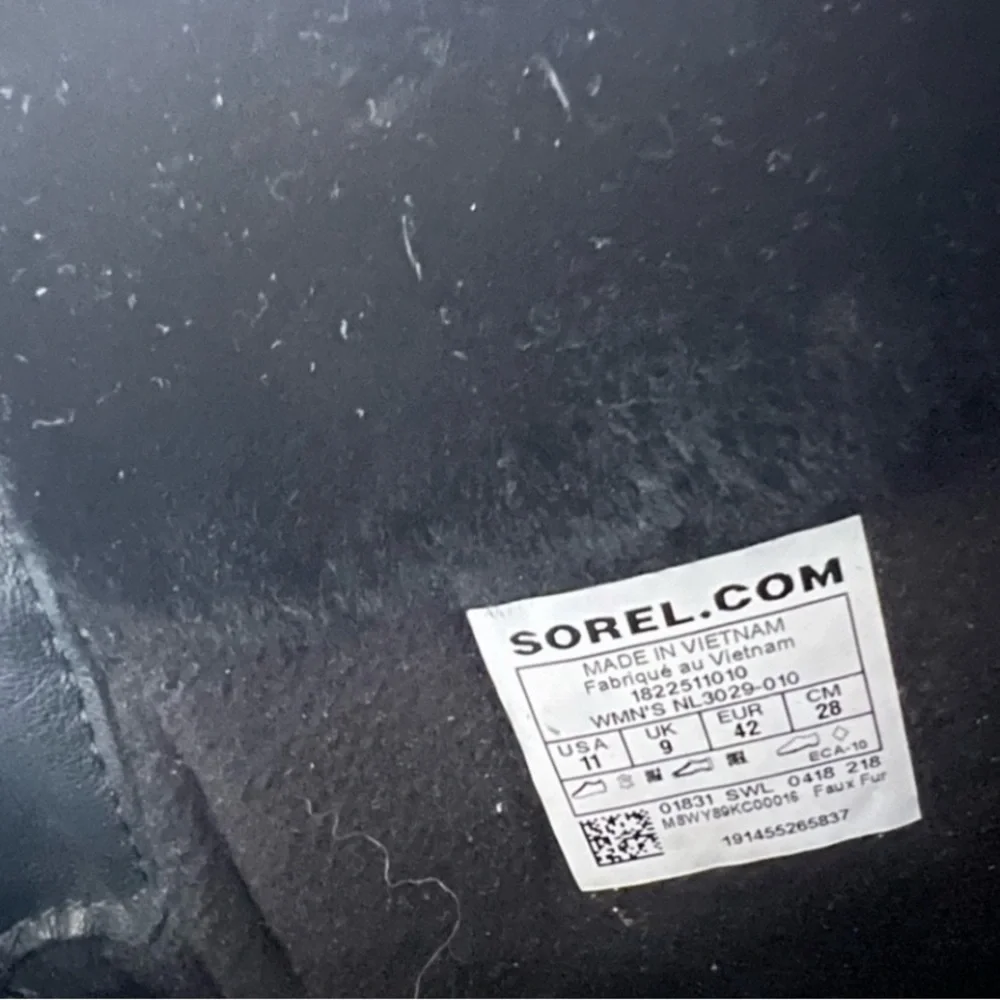 Sorel boots‎